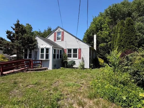 304 Pine St, Turnersville, NJ 08012