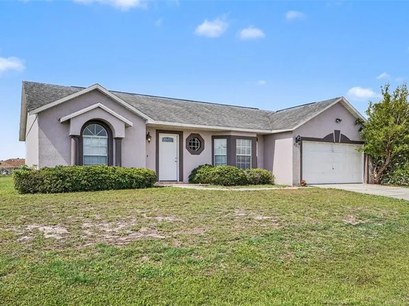 821 Jarnac Dr, Kissimmee, FL 34759