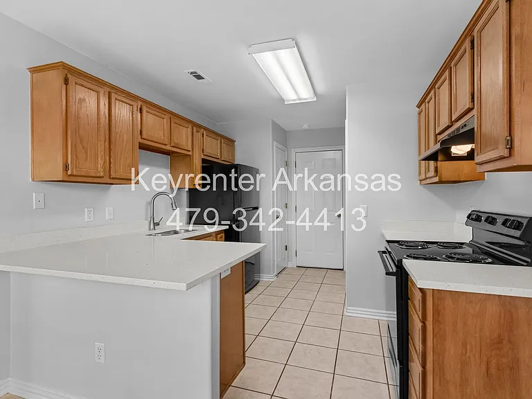 3805 SW Carriageway Ave — Photo 9