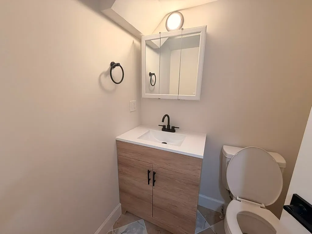 3 bed, 1.5 bath, $2,175 — Photo 3