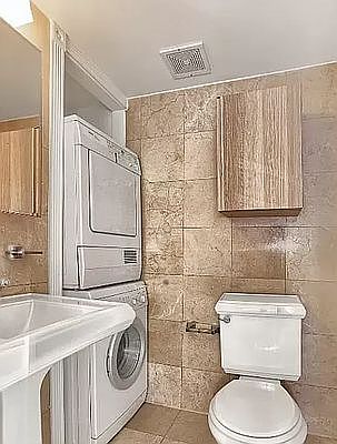 5th image of 564 Hudson St #13