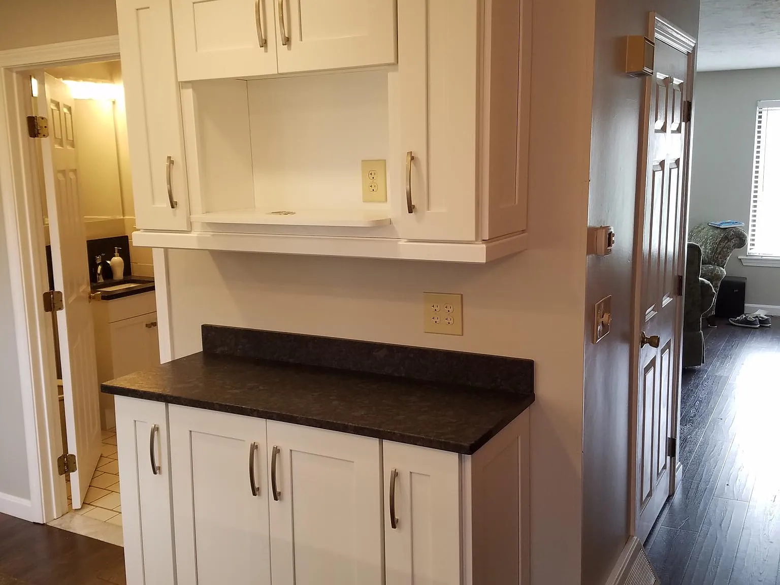 2 bed, 1.5 bath, 1650 sqft, $3,190 — Photo 3