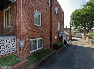 142 Longfellow St NW, Washington, DC 20011