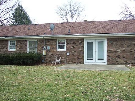 2nd image of 451 Greenacres Dr