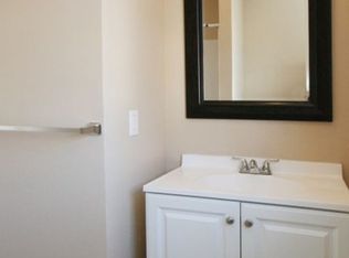 214 6th Ave W, Newark, NJ 07107