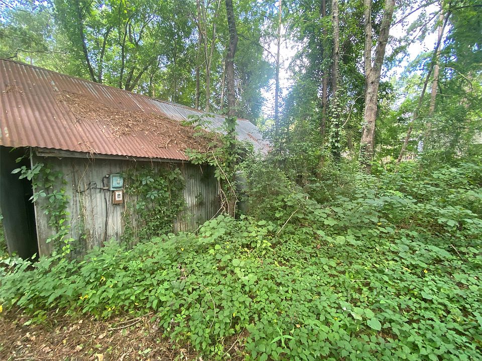 34th image of 140 Bellview Rd