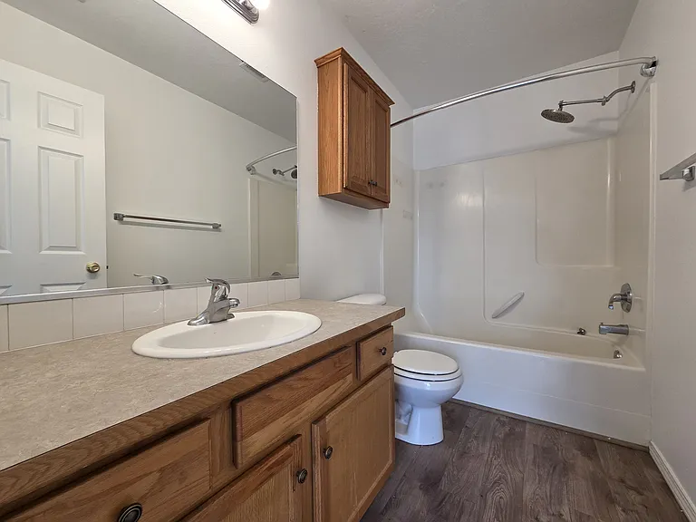 127 E Jadynn Ct — Photo 10