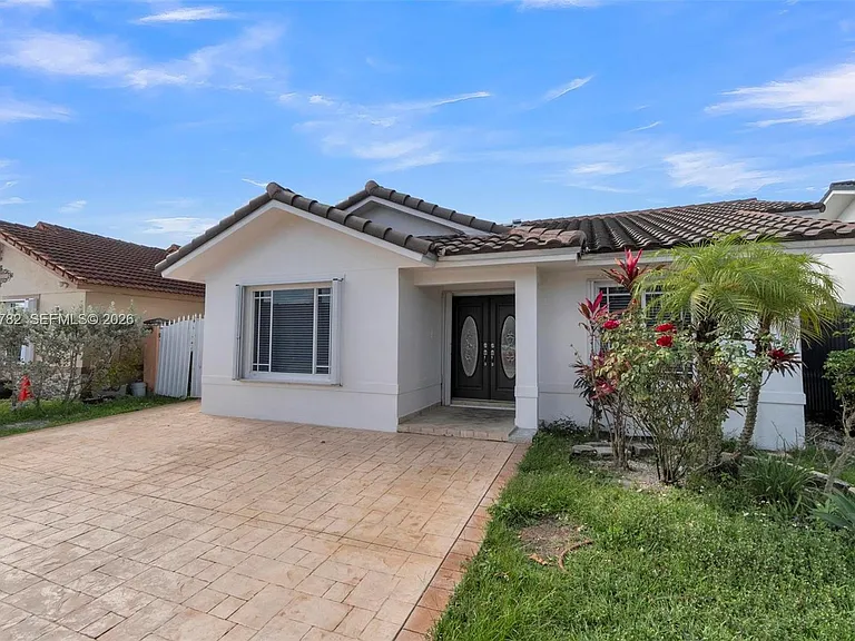 14480 SW 115th Ter — Photo 1