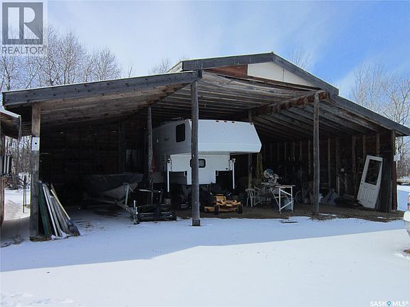 4th image of Schoenfelder Acreage