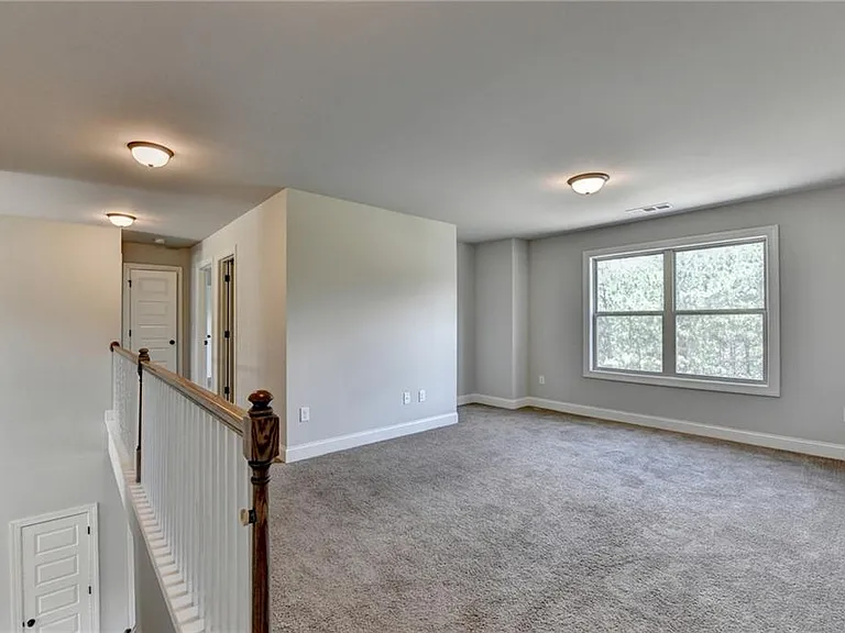 235 Bella Dr — Photo 59