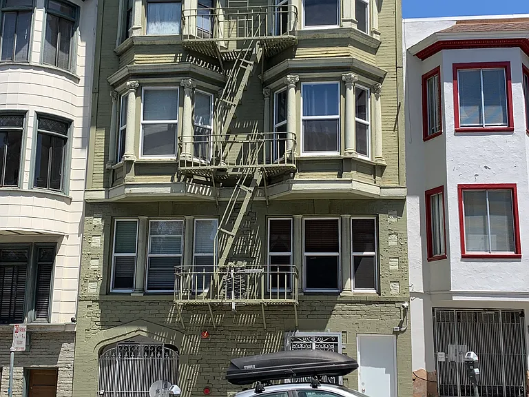 1670 Clay St #1 — Photo 6