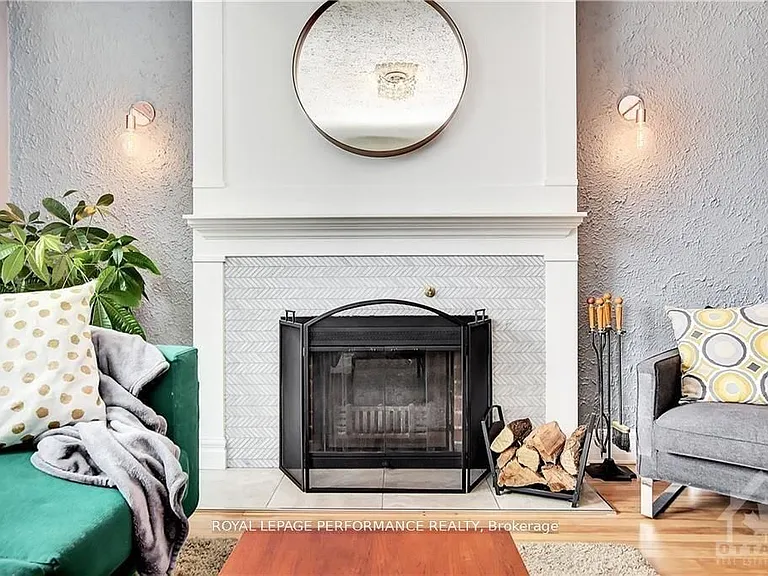 48 Hawthorne Ave — Photo 7