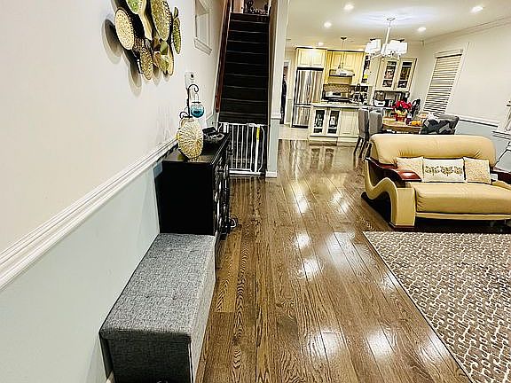 2nd image of 9009 208th St