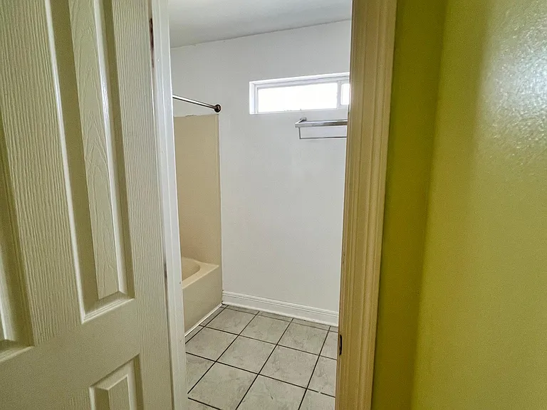 3833 Corinne Ave — Photo 14