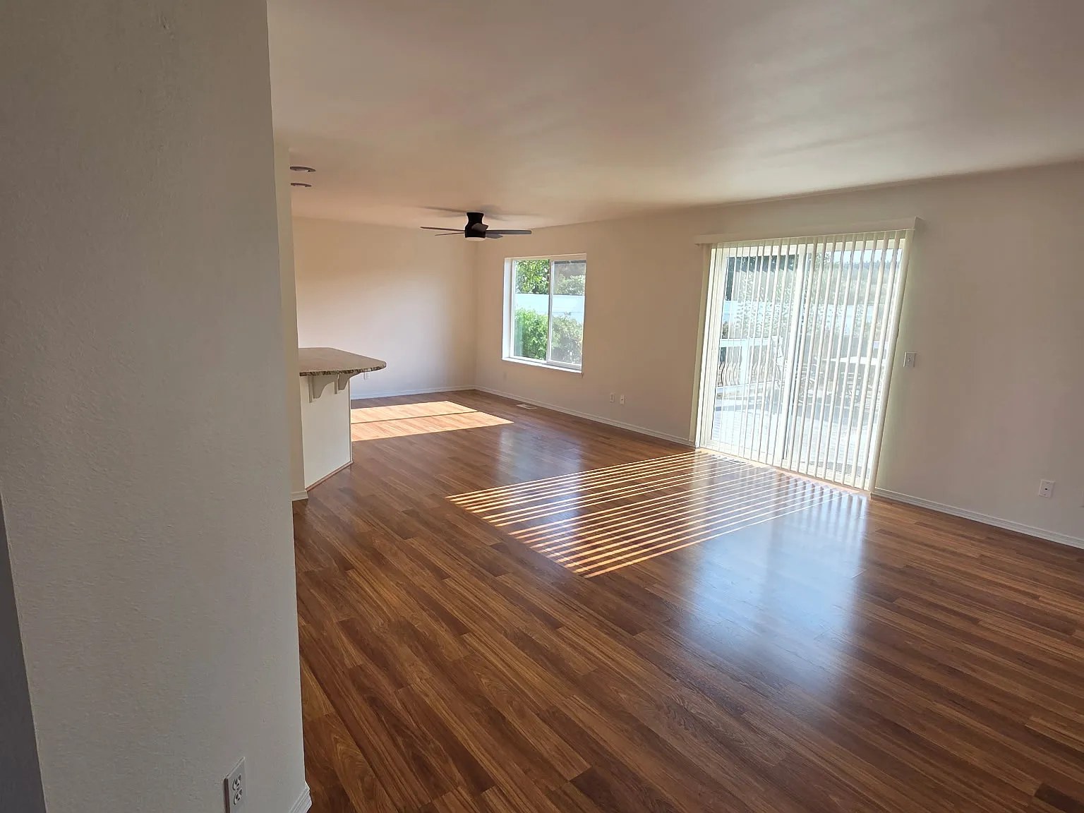 3 bed, 1516 sqft, $2,955 — Photo 4