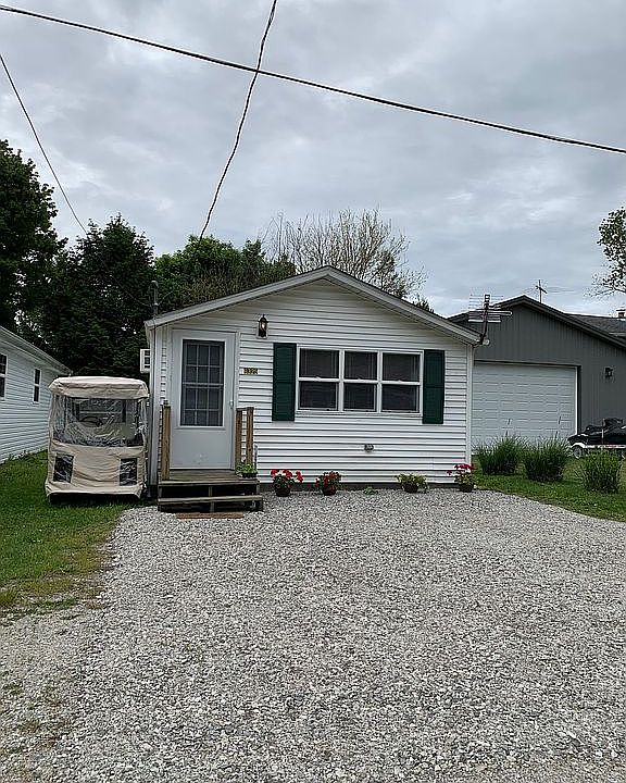 1st image of 6325 E Lake Ave