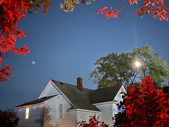 5th image of 248 W Jasper St