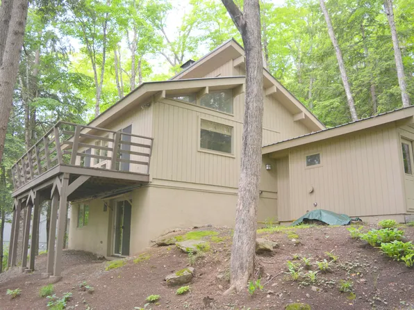 16 Hummingbird Hill, Grantham, NH 03753