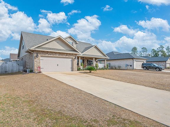 5th image of 2104 Queen St