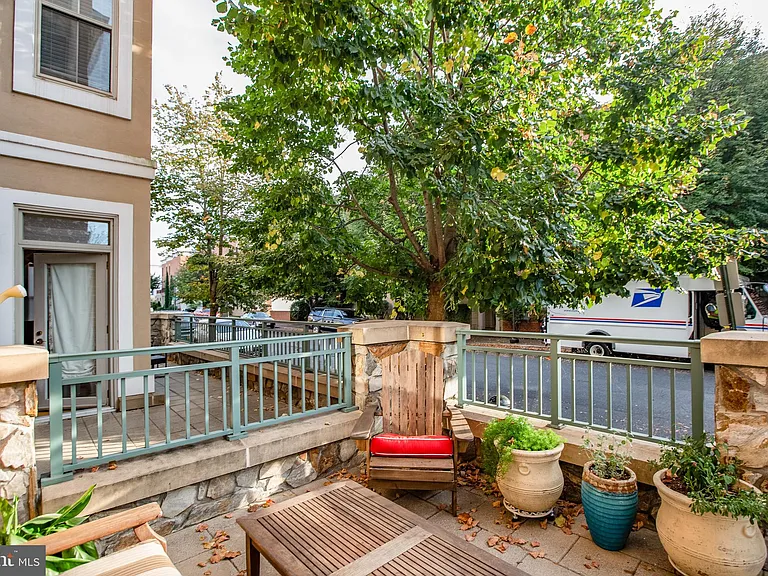 500 Belmont Bay Dr #110 — Photo 39