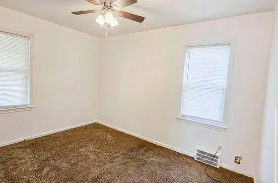2 bed, 800 sqft, $500 — Photo 3