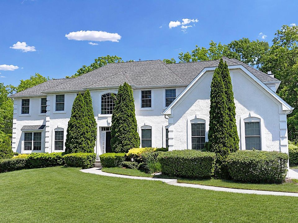1st image of 100 Marshall Dr