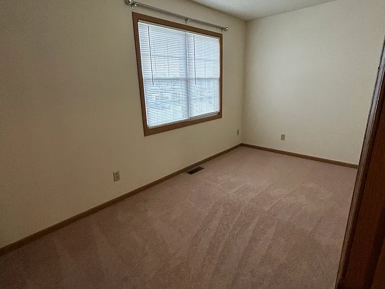 126 Bannon Dr #1A — Photo 10
