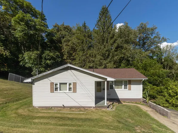256 W Woodland Ave, Clarksburg, WV 26301