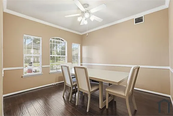 7903 Palmer Place Ln — Photo 2