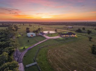 616 County Road 44, Angleton, TX 77515