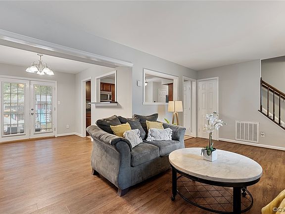 5th image of 3818 Tighe Ct