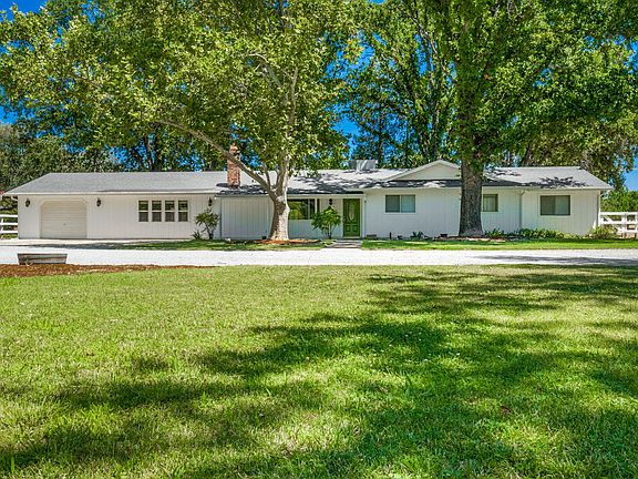 2nd image of 10455 Oriole Ln