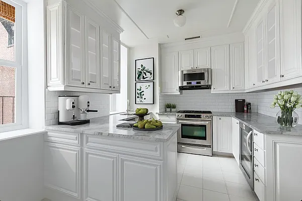 Rented by Compass | media 14