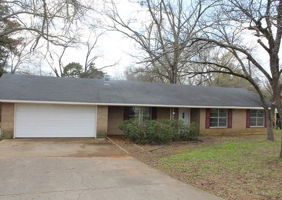 1st image of 418 Maverick Dr