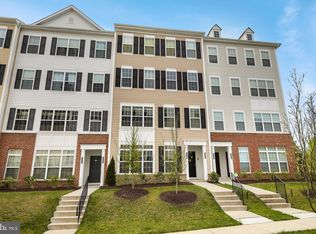 16904 Porters Inn Dr, Dumfries, VA 22026