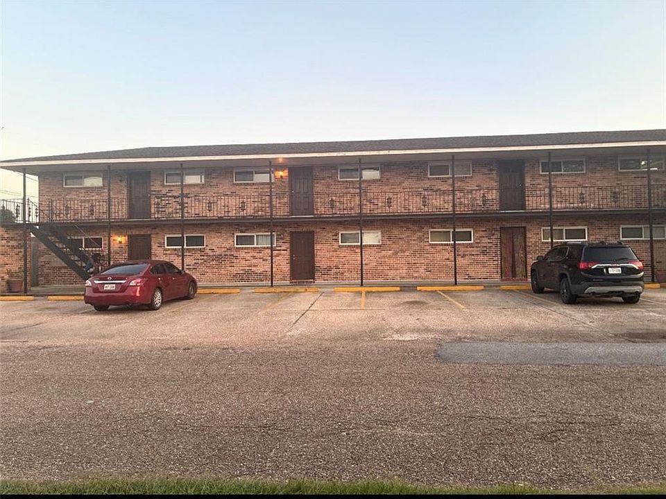 1st image of 600 Westwood Dr