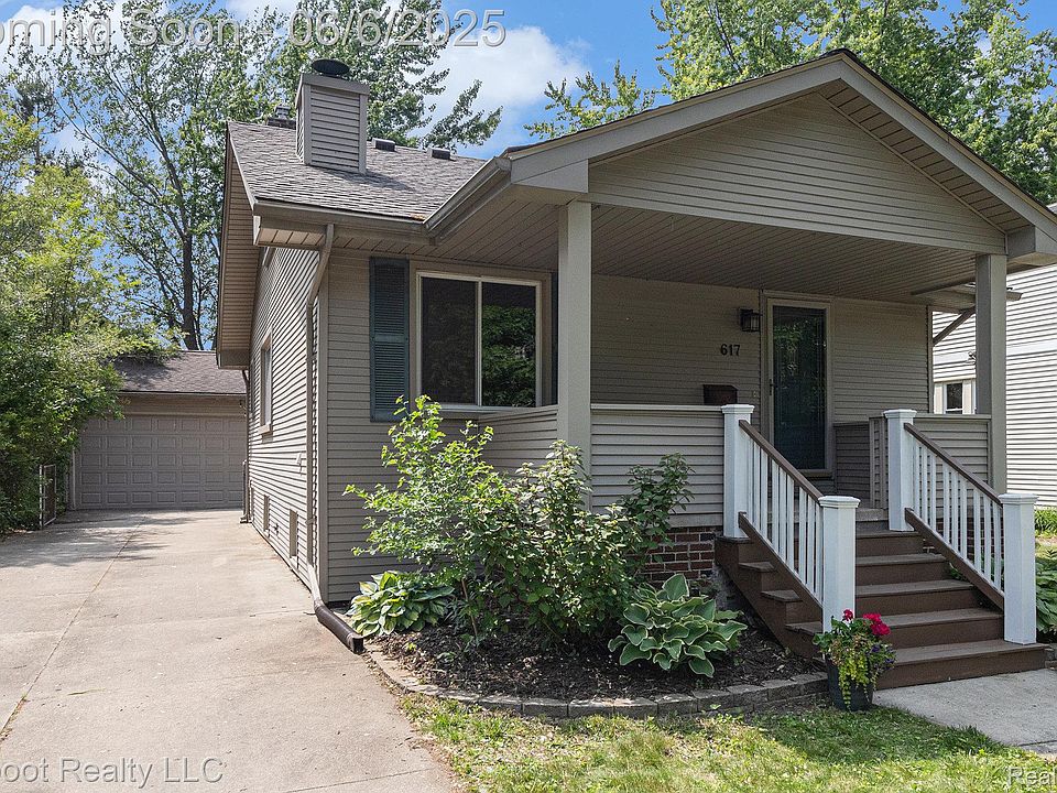1st image of 617 Hilldale Dr