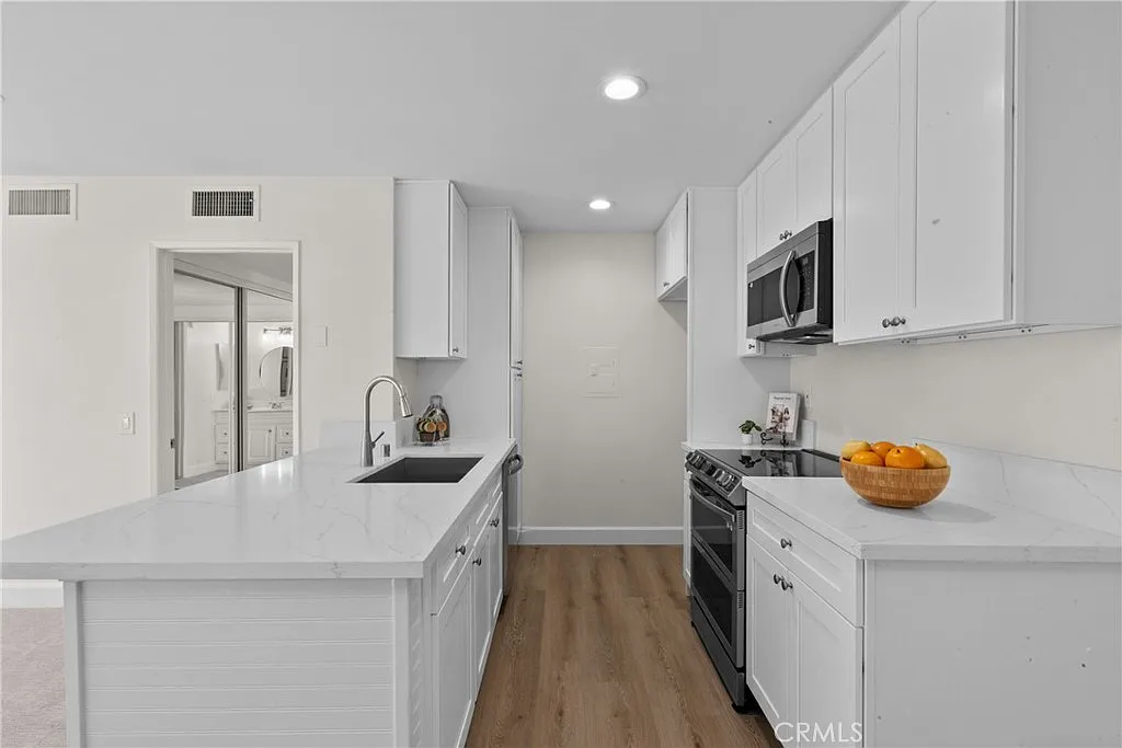 23515 Lyons Ave Unit 267 photo 1