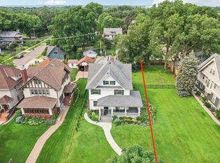 1611 W Summit Ave, Saint Paul, MN 55105