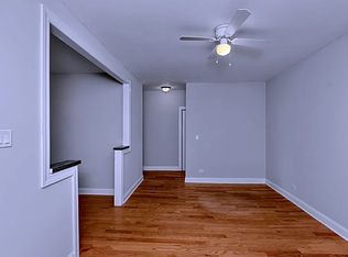 3710 N Pine Grove, Chicago, IL 60613