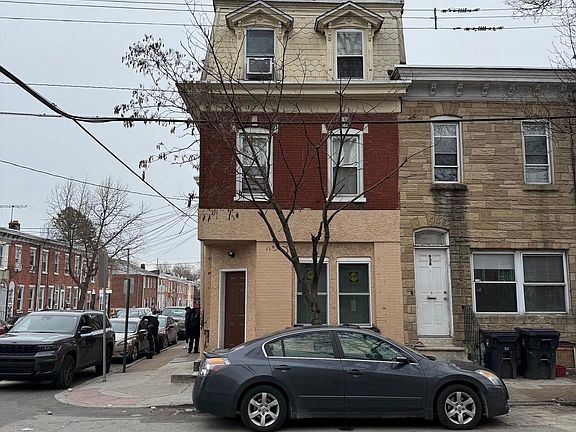 5th image of 940 N Spruce St