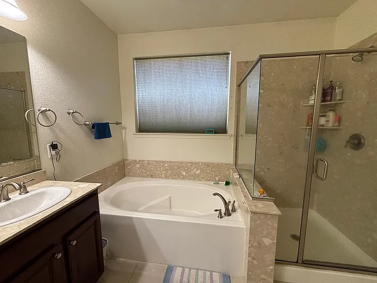 10184 Mesa Cortona Dr — Photo 18