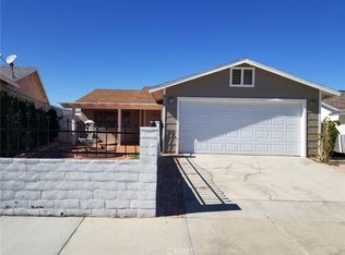 850 Crescent Dr, Barstow, CA