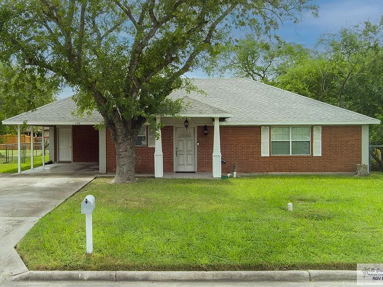 170 Pearl Dr — Photo 1