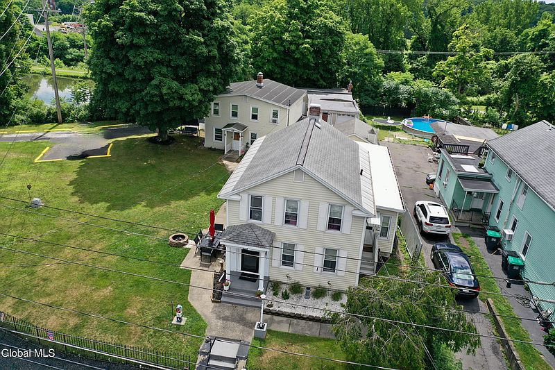4th image of 171-173 Saratoga Avenue