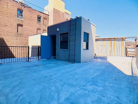 Rented by Aracely Cometti Fan | media 19