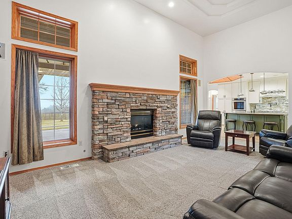5th image of 507 E Ziegler Ln