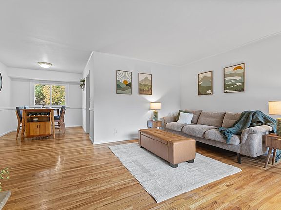 5th image of 8106 Vincent Ave S