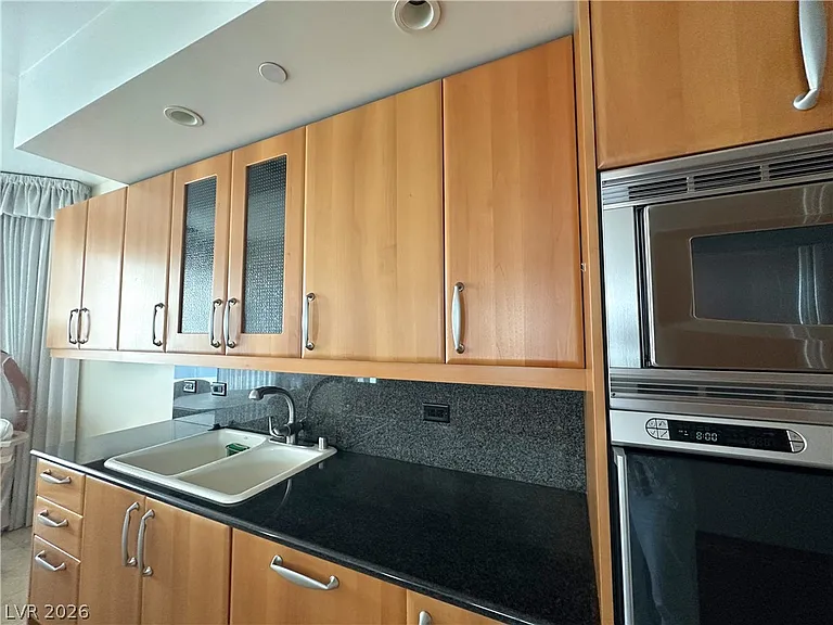 2747 Paradise Rd #1706 — Photo 14