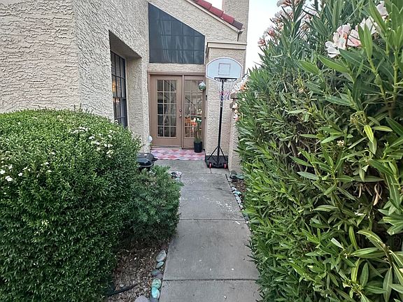 2nd image of 602 N MAY -- #84
